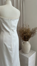 Load image into Gallery viewer, Sarah Seven "Claudette" in Silk