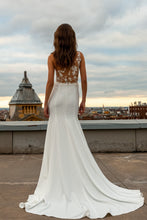 Load image into Gallery viewer, Daalarna Couture "BDP 223"