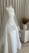 Load image into Gallery viewer, Sarah Seven &quot;Matilde Veil&quot;
