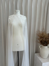 Load image into Gallery viewer, Alice + Mae &quot;Elora&quot; Lace Cape
