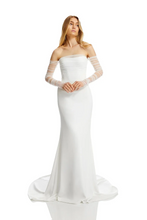 Load image into Gallery viewer, Kyha Bride "Ziva"
